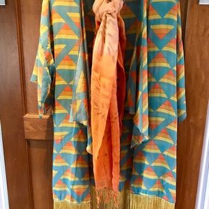 LuLaRoe Lg Monroe with Fringe